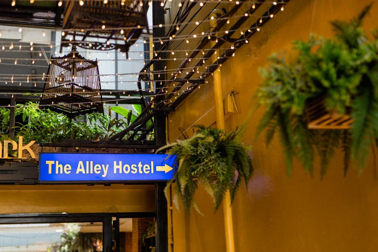 The Alley Hostel&Bistro Banguecoque Exterior foto